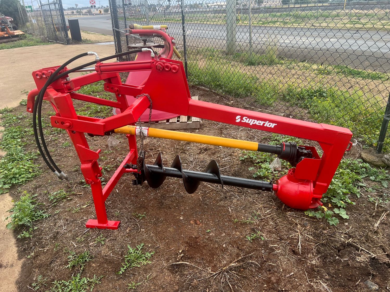 Superior 3pl hydraulic post hole digger