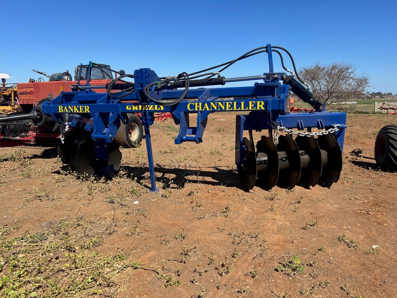 Grizzly Banker/Channeller