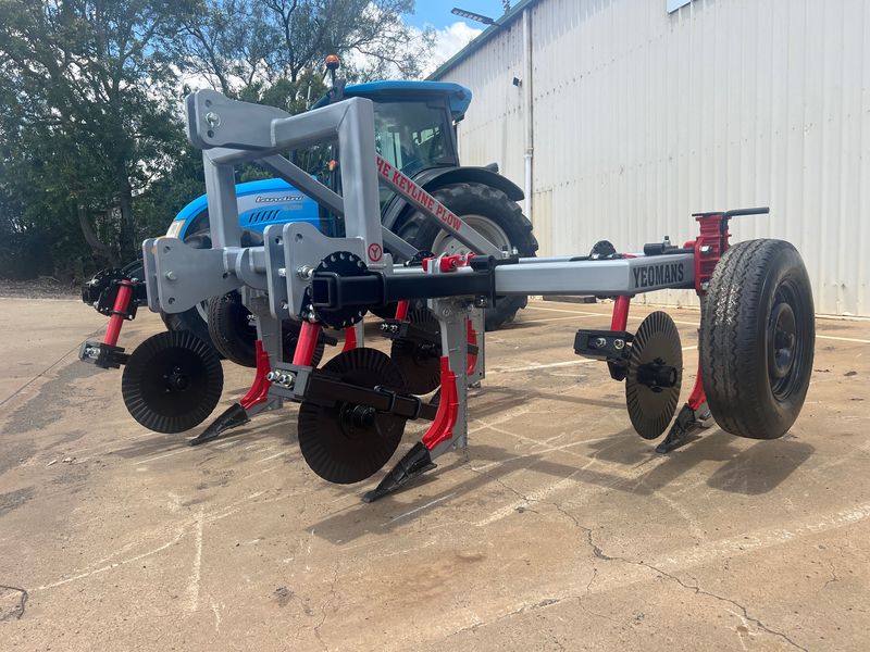 Yeomans L43 5 tyne Ripper w/ coulters &amp; depth wheels