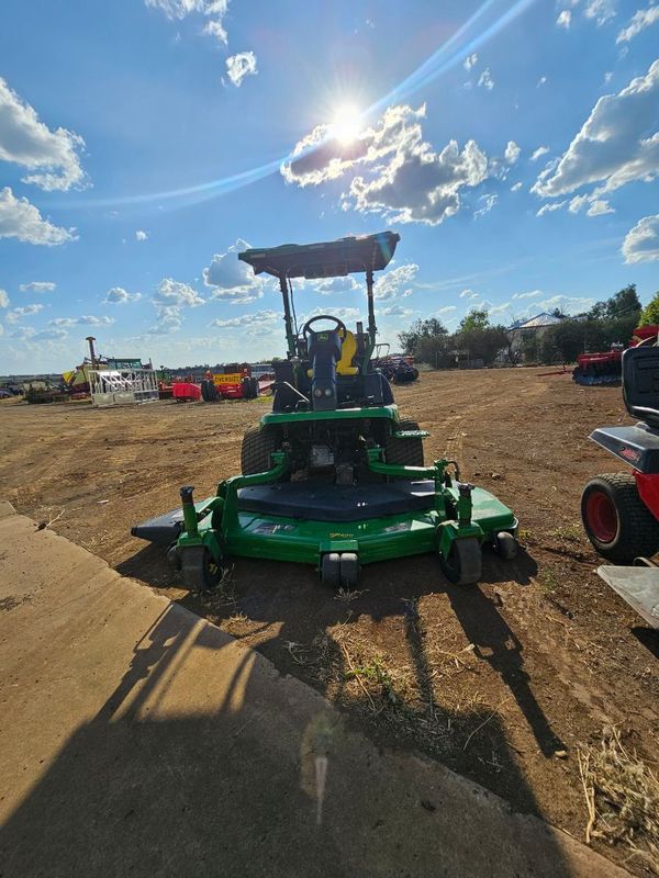 John Deere 1580 Terraincut Mower