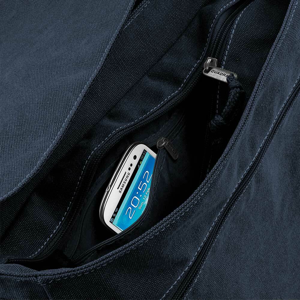 "Suomi Finland - since 1917" Premium Messengertasche im Vintagelook