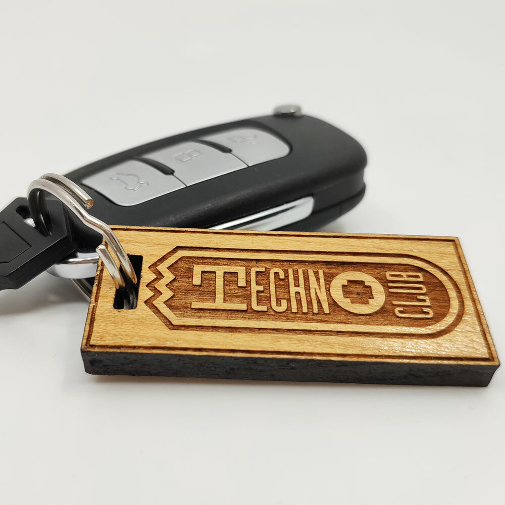 Technoclub Kirschbaumholz-Schlüsselanhänger mit 3D-Lasergravur (Limited Edition) +++ NEU +++