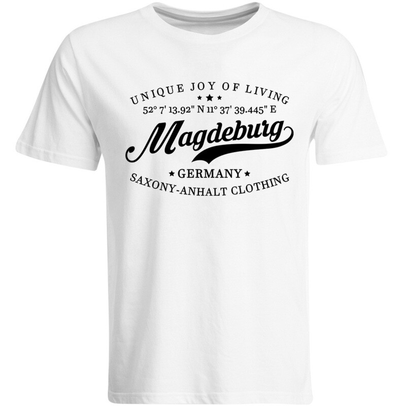 Magdeburg T-Shirt mit GPS Koordinaten (Herren, Rundhals- oder V-Ausschnitt)