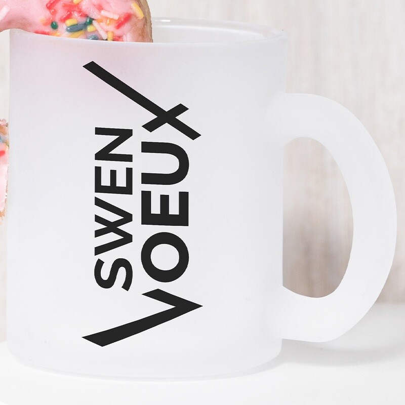 Swen Voeux Tasse aus gefrostetem Glas Swen Voeux Tasse aus gefrostetem Glas