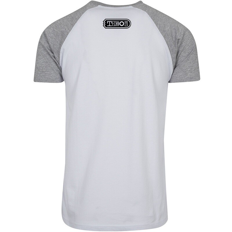 Talla 2XLC Contrast T-Shirt by Urban Classics (Men) [Logo 2]