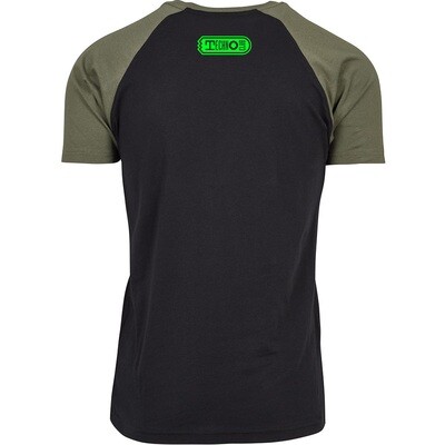 Space Invader Talla 2XLC Contrast T-Shirt by Urban Classics (Men)