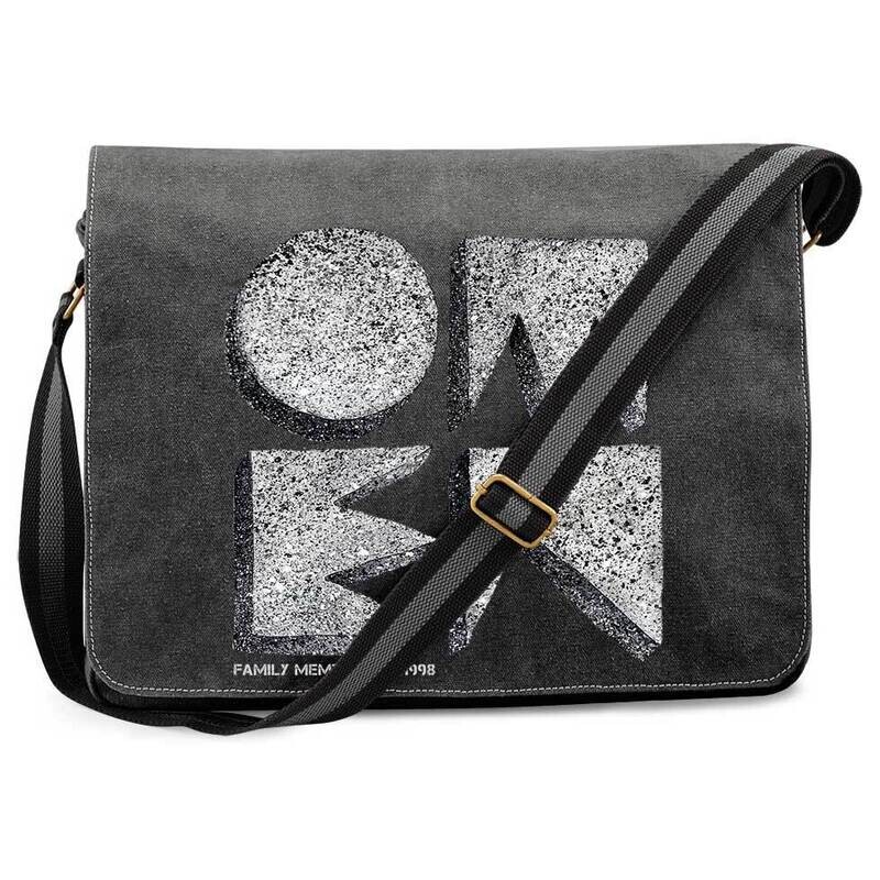 OMEN Frankfurt Vintage Messenger Bag (Unisex) / Design: Quadrat Logo