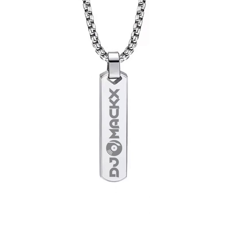 Halskette mit lasergraviertem DJ Mackx Pendent aus Edelstahl (Barrenform / Anhänger hochpoliert)