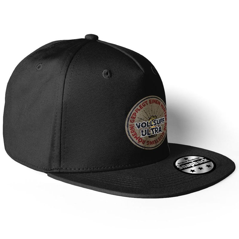 "Gepflegt einen hinter die Rüstung römern - Vollsuff Ultra" Snapback (8 Varianten)