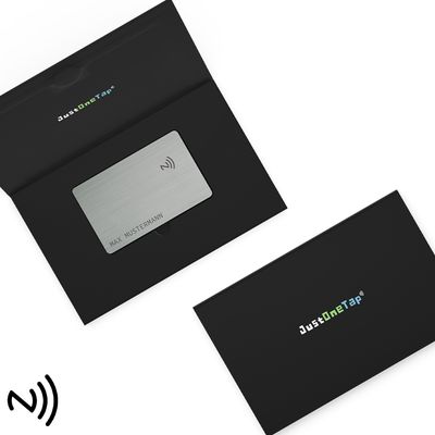 NFC-Visitenkarte mit Namensgravur (gebürsteter Edelstahl in Brushed Silver)