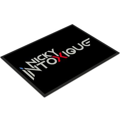 Nicky Intoxique Fußmatte (Größe 35 x 50 cm) Nicky Intoxique Fußmatte (Größe 35 x 50 cm)