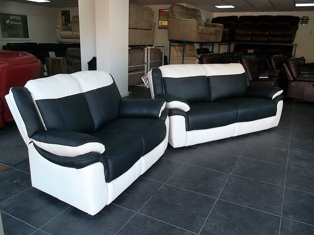 Scs Leo 3 Seat And 2 Seat Sofas