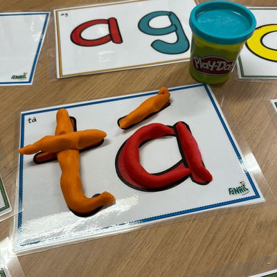 Focail Ardmhinicíochta - Playdough Templates