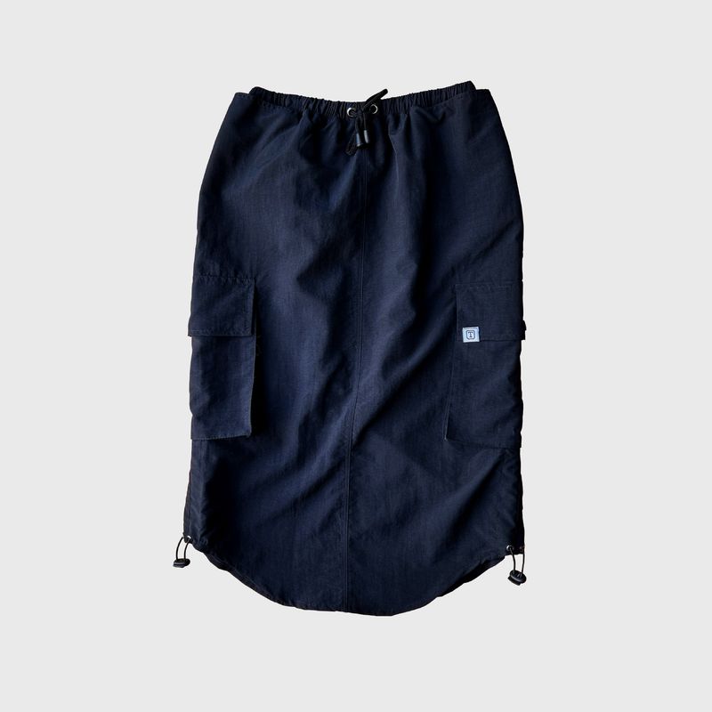 BLACK MIDI SKIRT