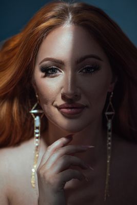 Modern Pearl Earrings