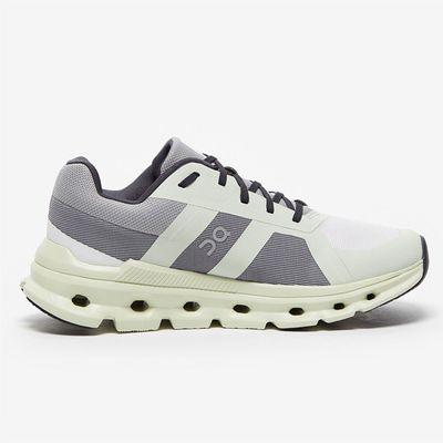 On cloudrunner Frost/aloe