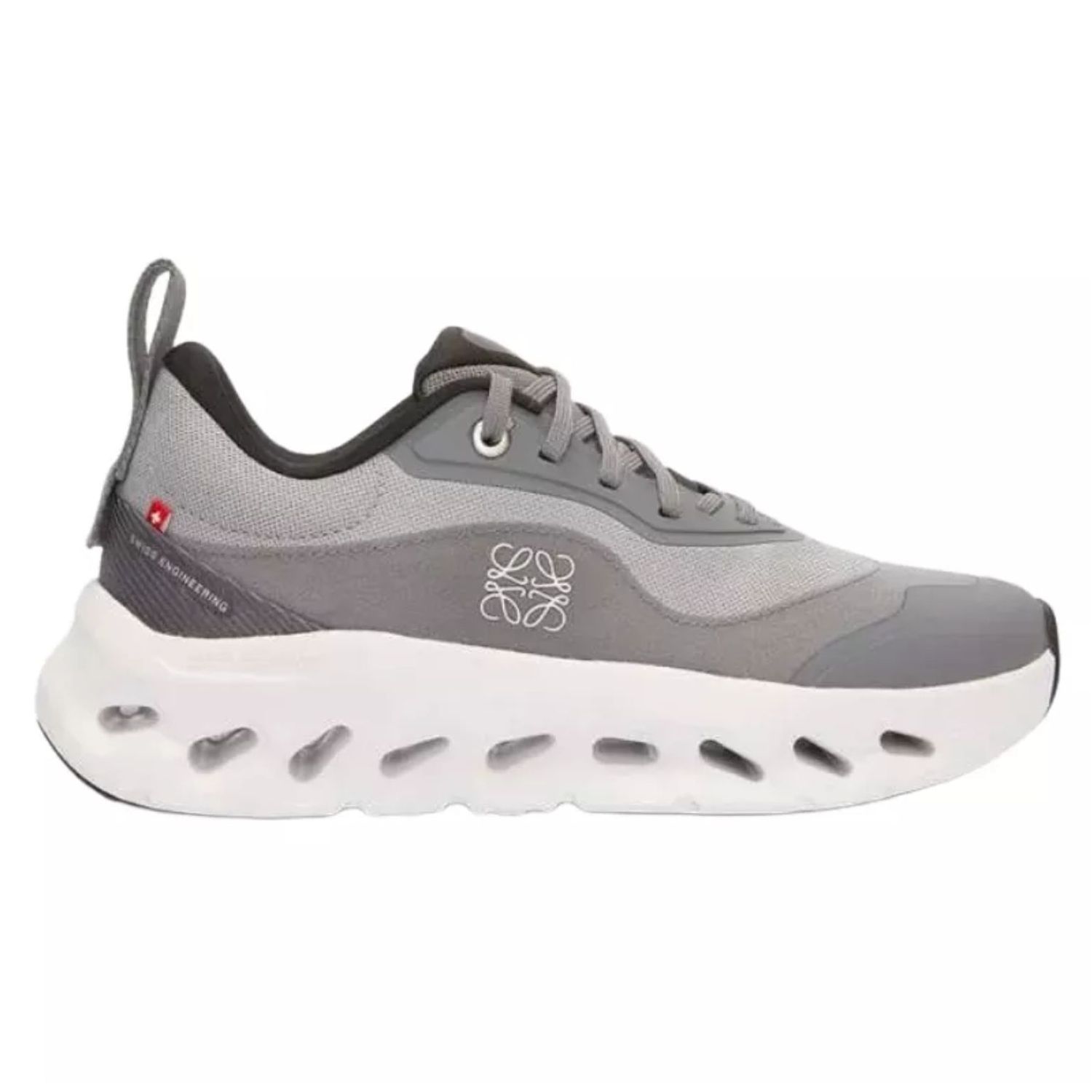 On Loewe Gray X