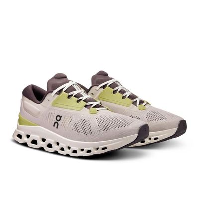 On Cloudstratus 3 - Pearl / Ivory