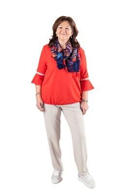 Trousers with elastic