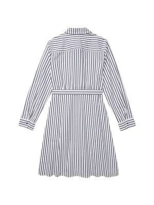 Dress with magnetic buttons