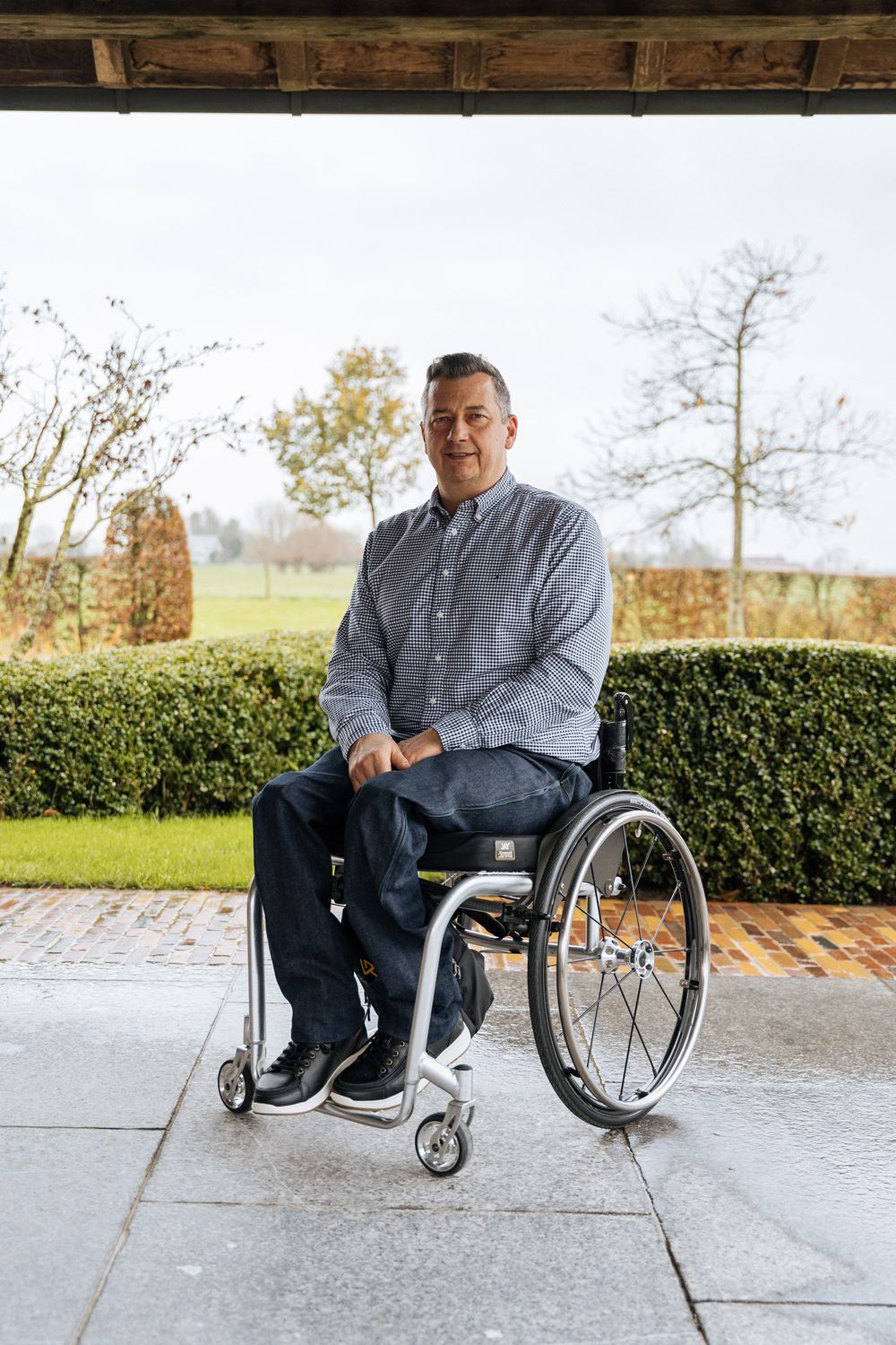 Wheelchair trousers with side zips to over the knees   - dark jeans