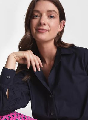 Blouse with magnetic buttons and finishing in lace - navy