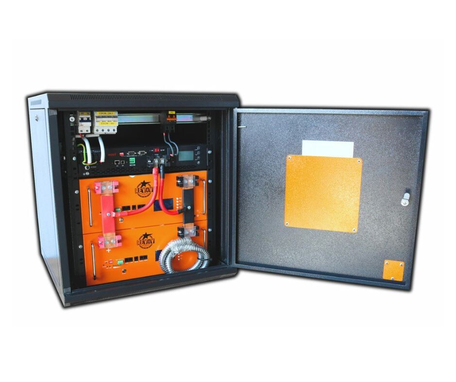 2x 5,1KW Revov R100 Lithium-Ion Battery  (with built in BMS, CAN Bus) 51,2V 100AH + 5KW Inverter with 80A MPPT, Pre cabled and wired with all fuses, switches and necessary cabling built in CUBE 19
