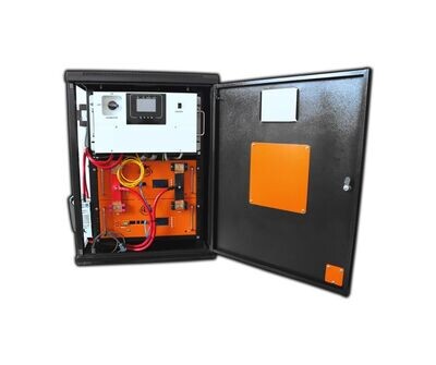 Cube 800 with 6KW SunSynk rack mount Inverter with 2x 5,1KW Revov B100 Lithium-Ion Battery  (with built in BMS, CAN Bus) 51,2V 100AH