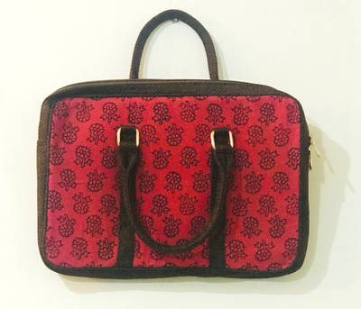 Laptop bag quirky pink