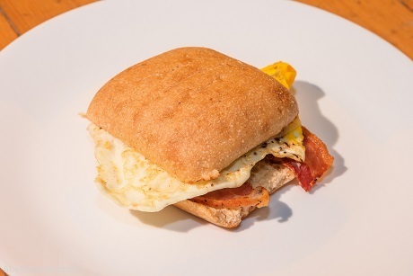 Sandwich Egg &amp; Cheese on Fresh Baked Bread