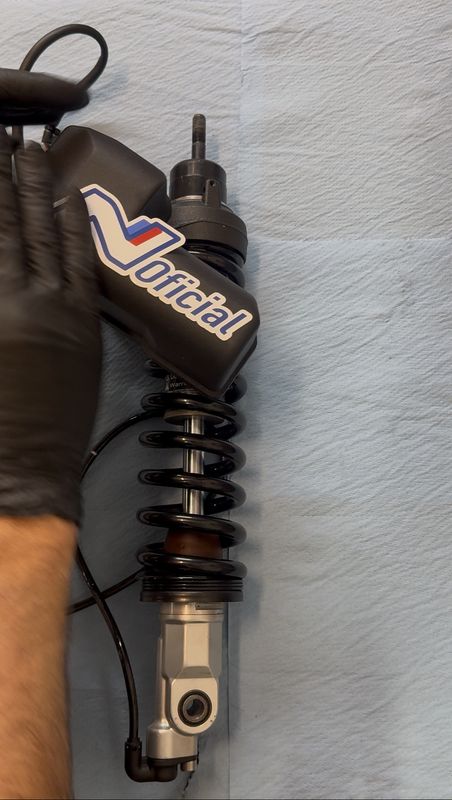 Reparación de amortiguador nOficial