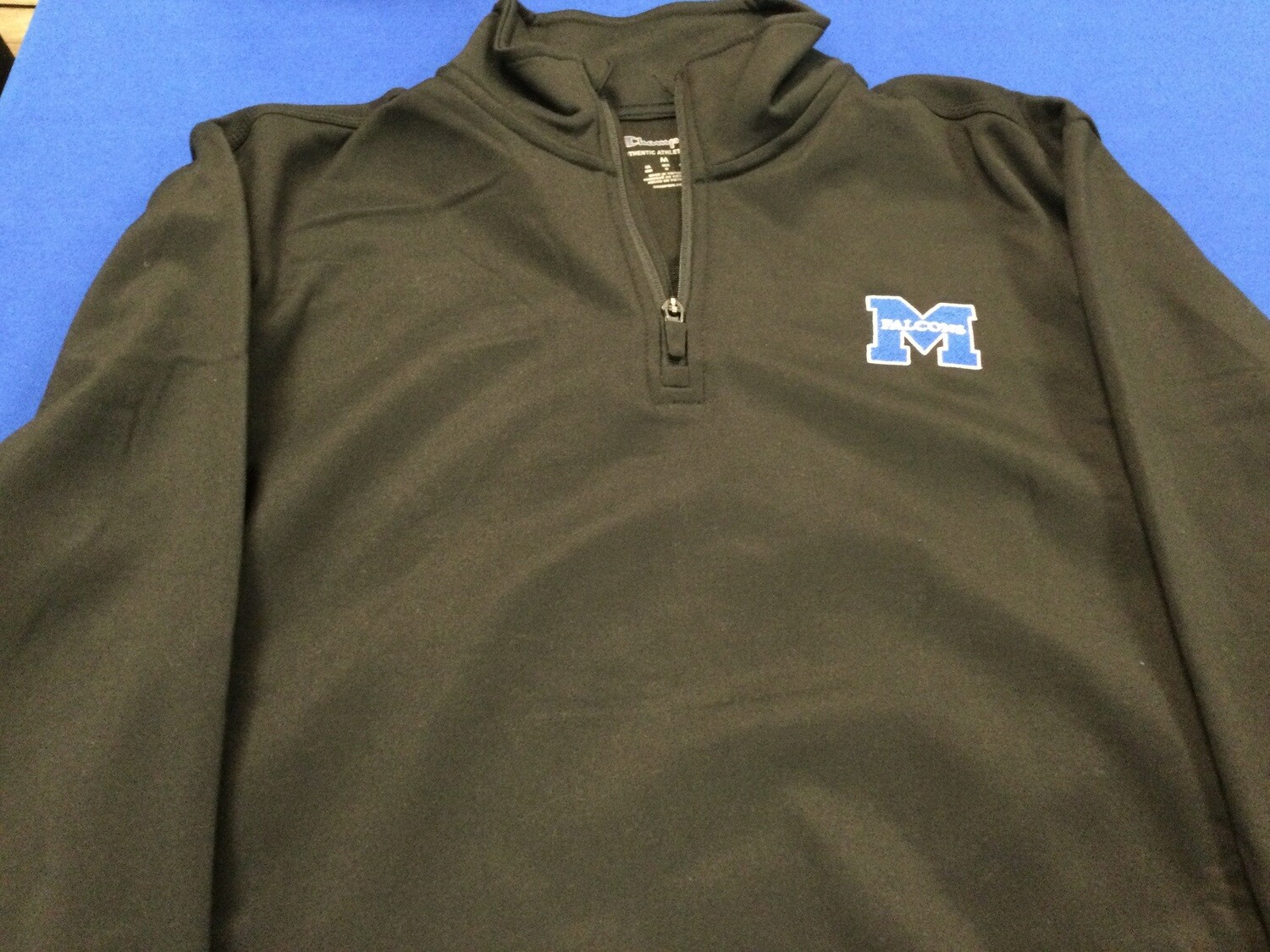 Champion 1/4 zip, Color: Black, Size: S