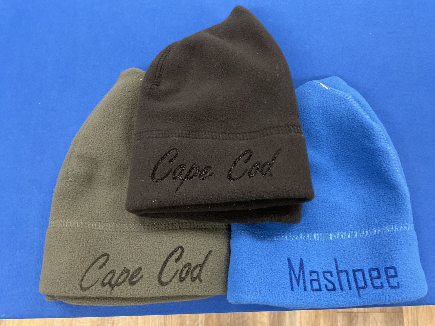 Beanie-Laser engraves