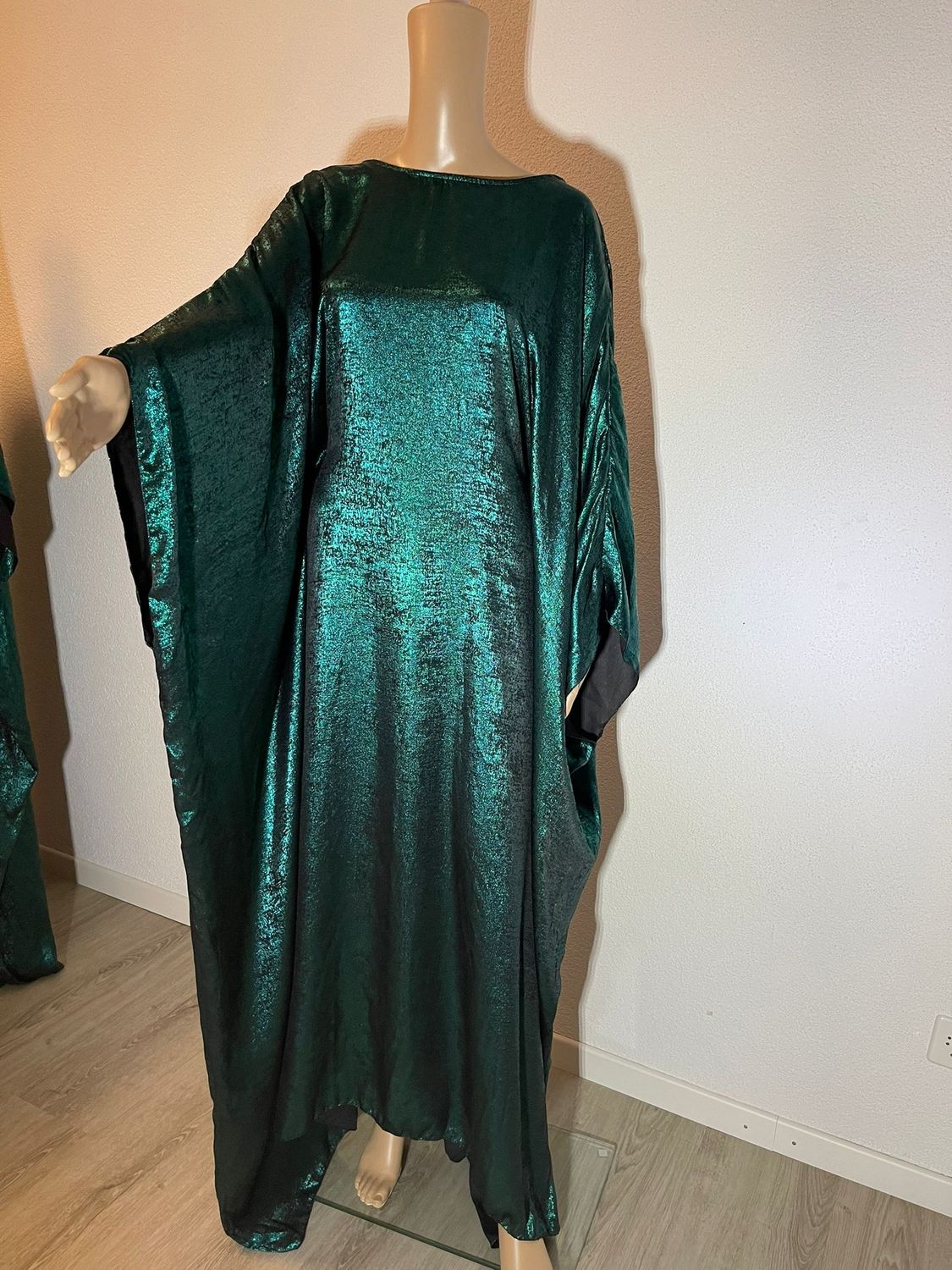 Metallic Abaya
