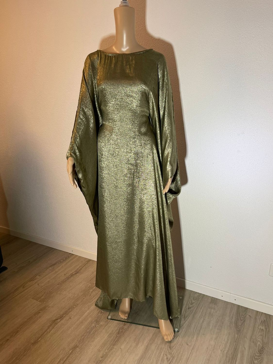 Metallic Abaya