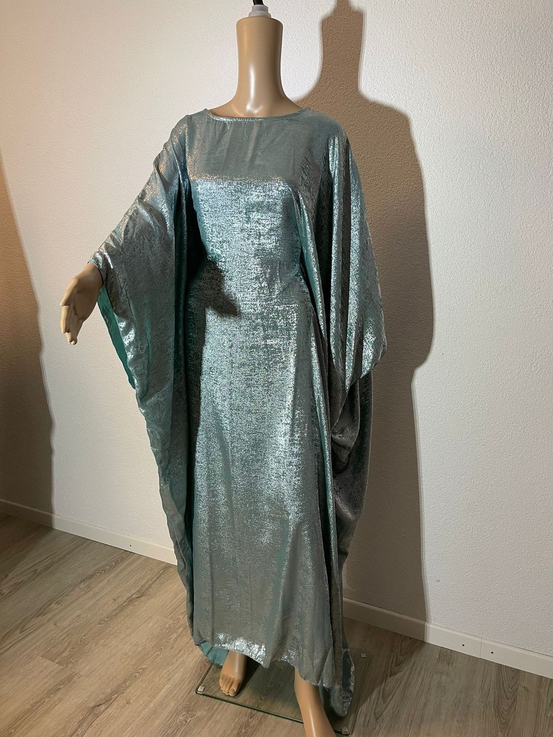 Metallic Abaya