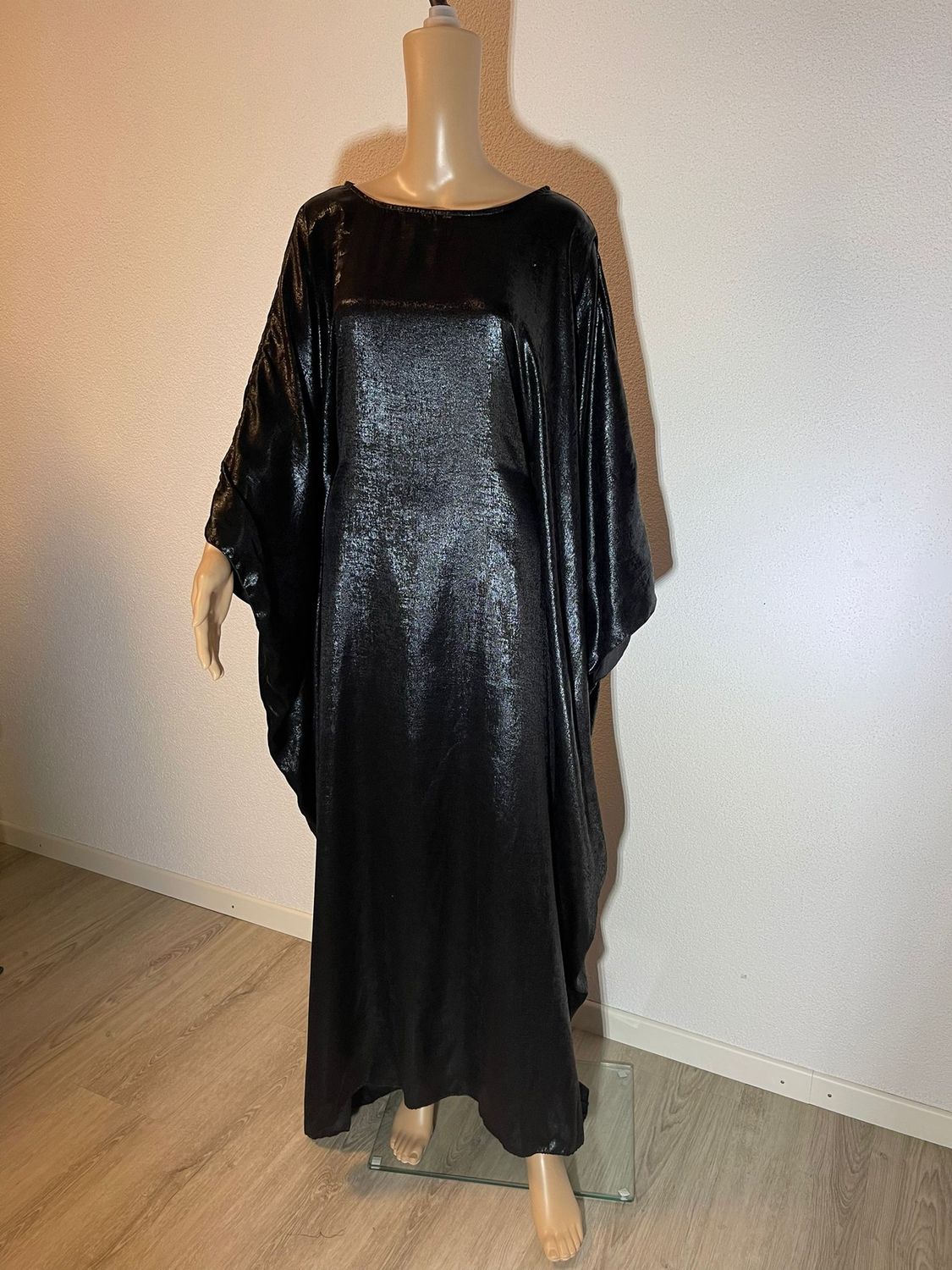 Metallic Abaya