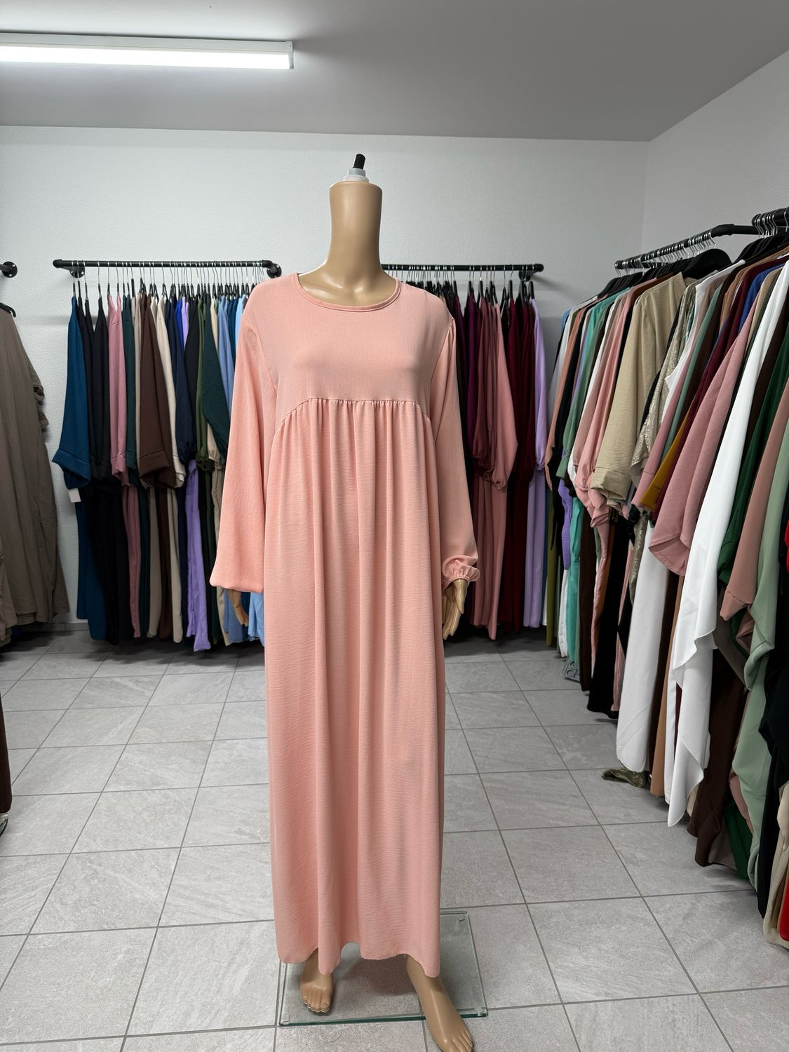 Abaya-Ballonärmel nude