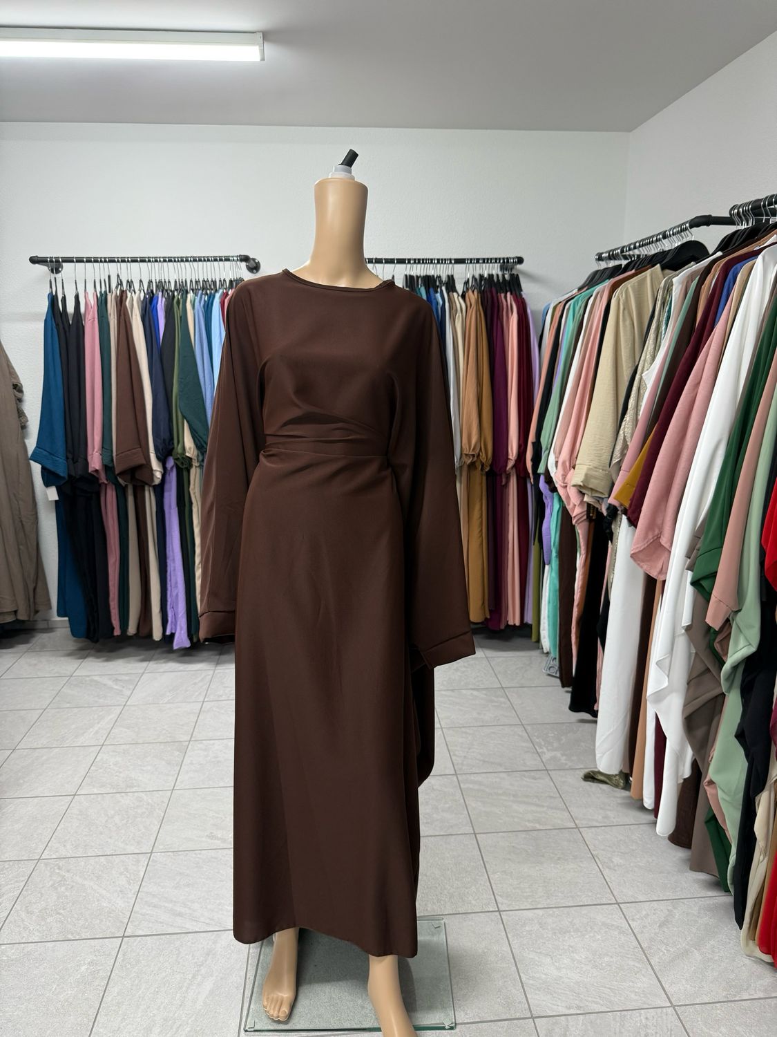 Luxe Modesty Abaya aus medina Seide