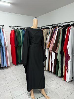 Luxe Modesty Abaya aus medina Seide