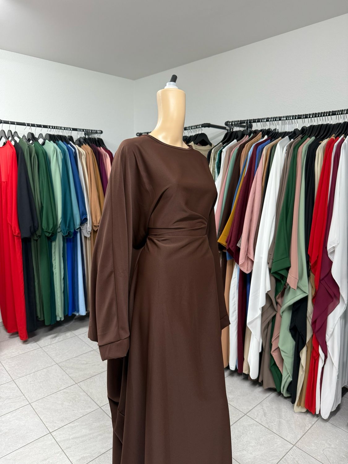 Luxe Modesty Abaya aus medina Seide