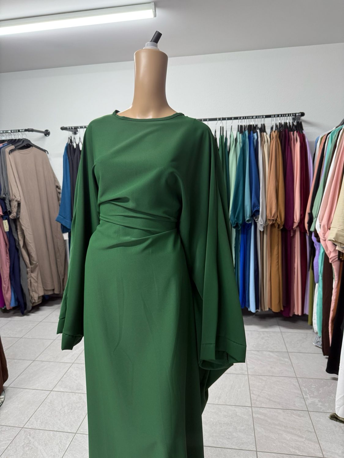 Luxe Modesty Abaya aus medina Seide