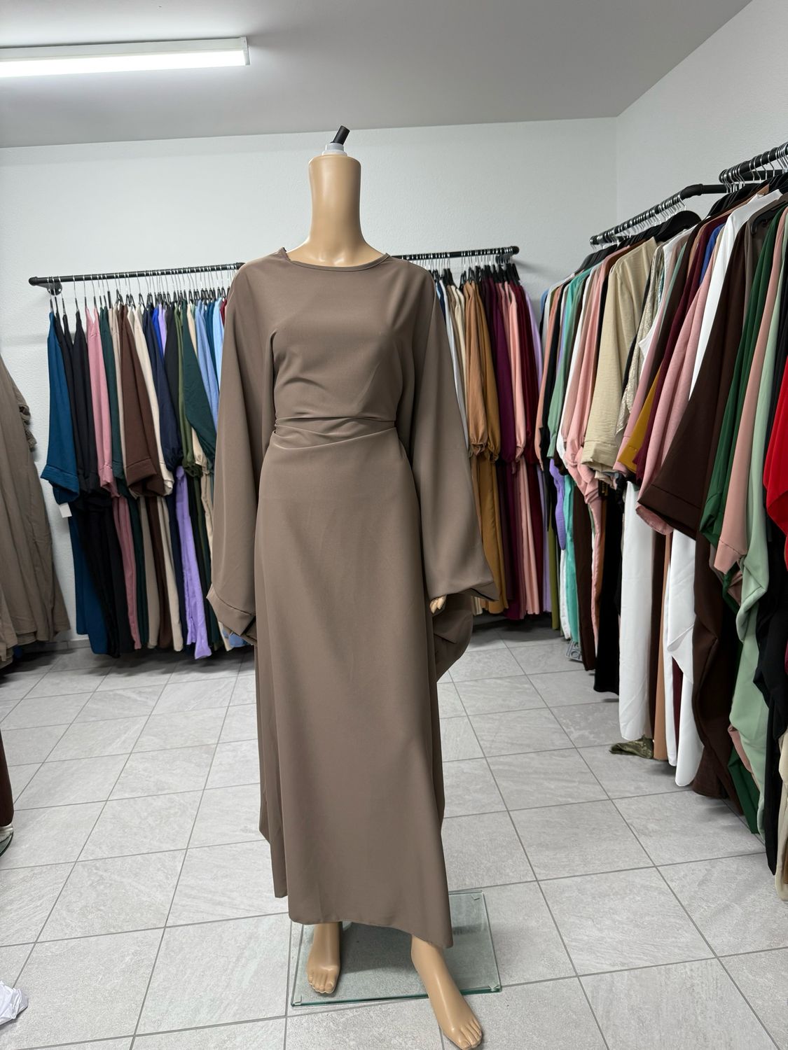 Luxe Modesty Abaya aus medina Seide