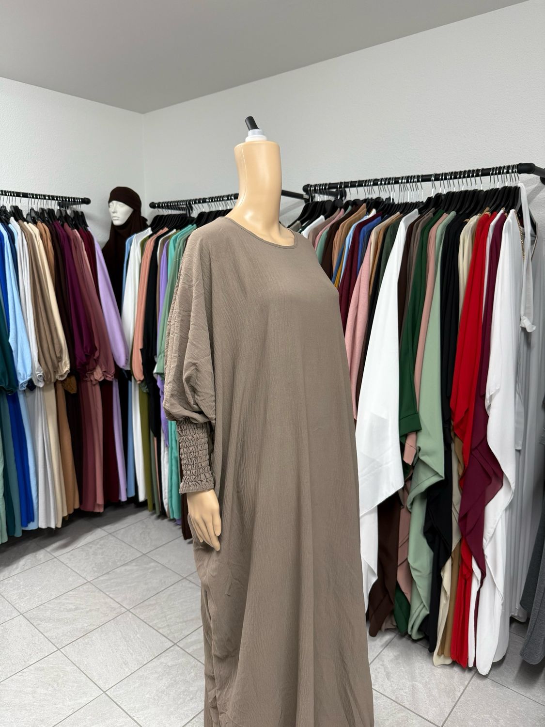 Schmetterling Abaya mit Gummiband taupe