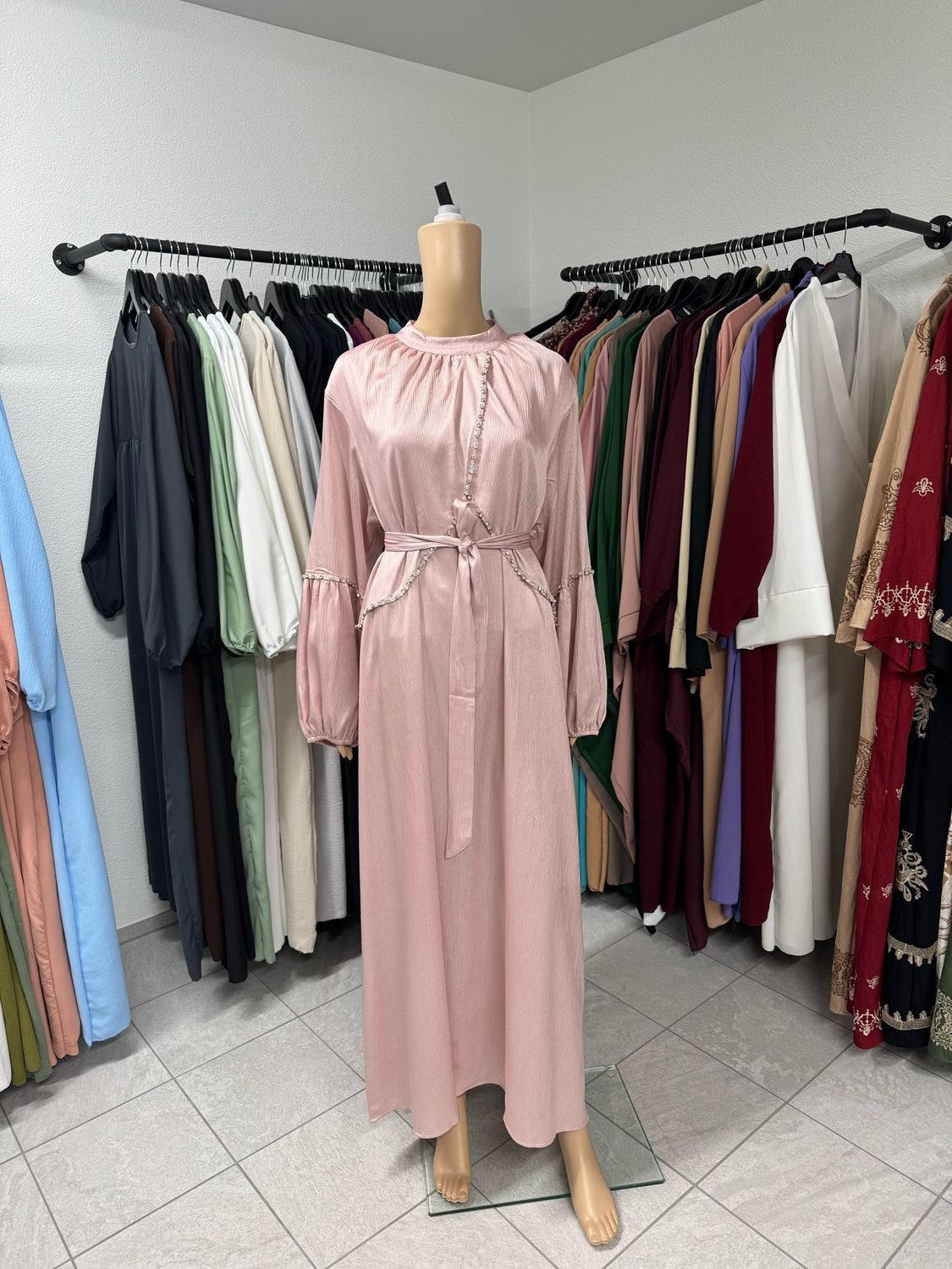 Luxuriöse Abaya rosa