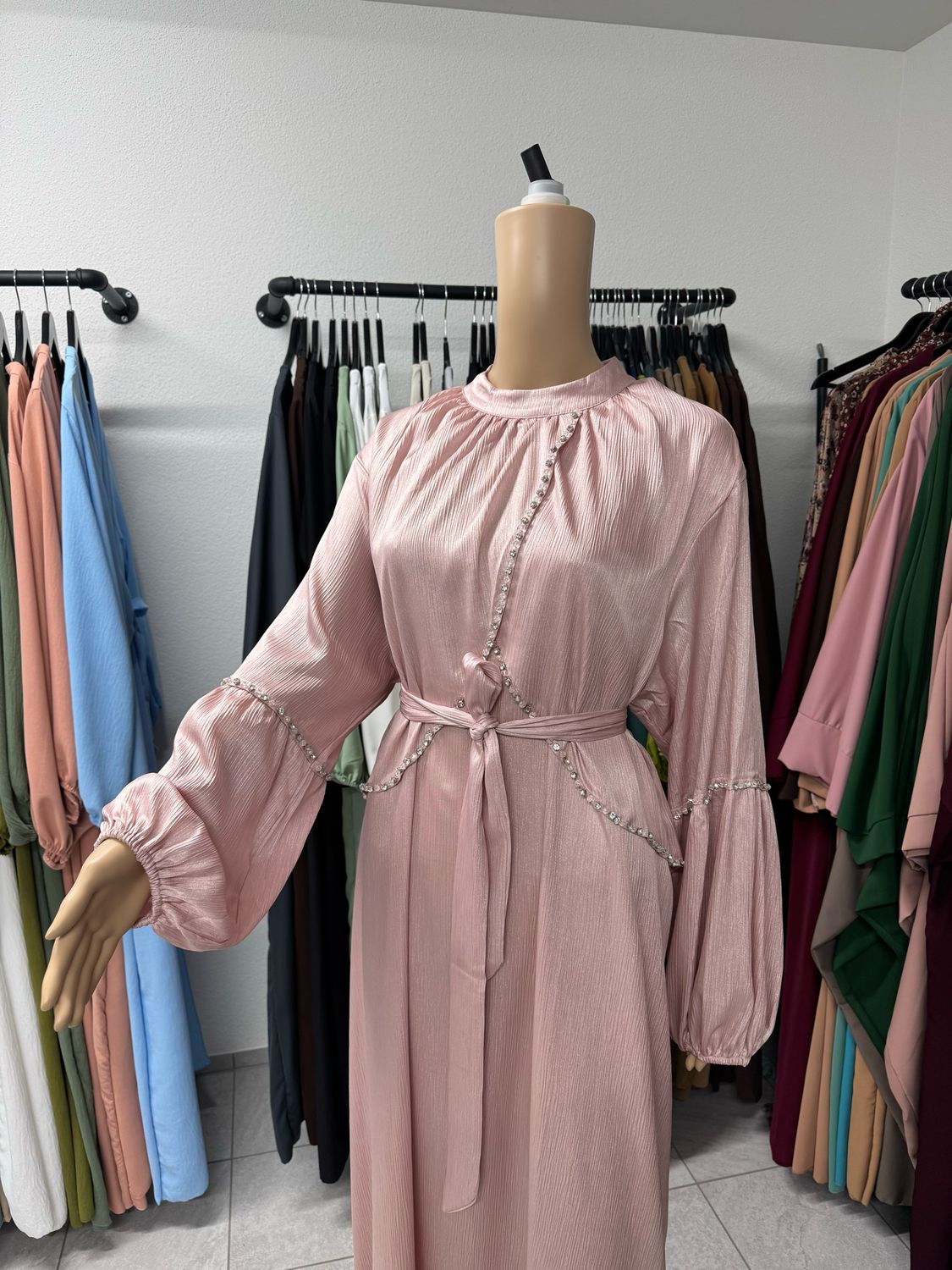 Luxuriöse Abaya rosa