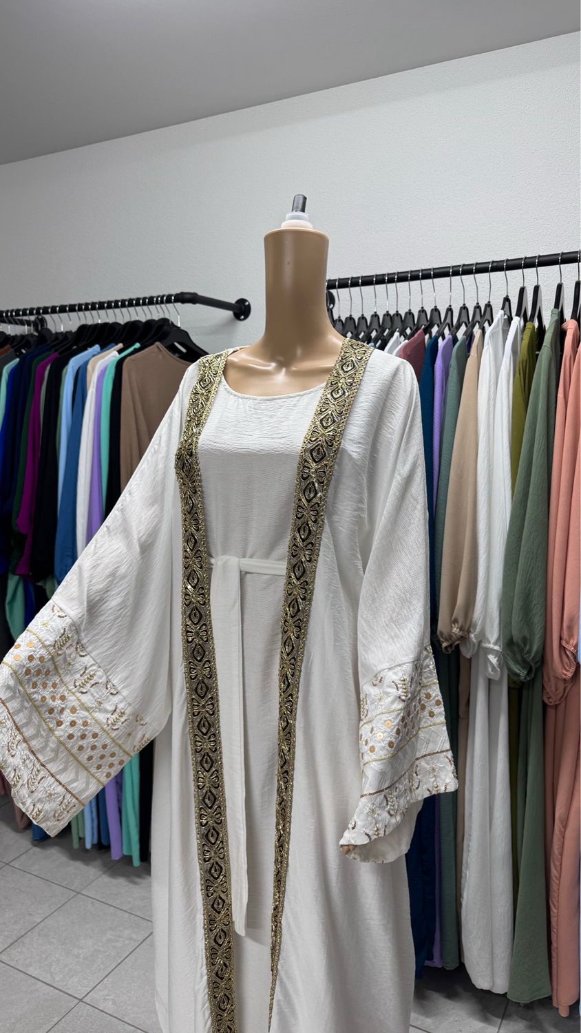 ZAHRA Abaya