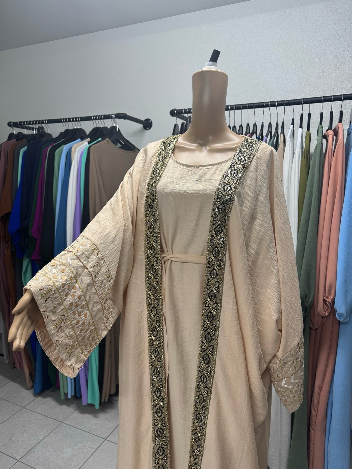 ZAHRA Abaya