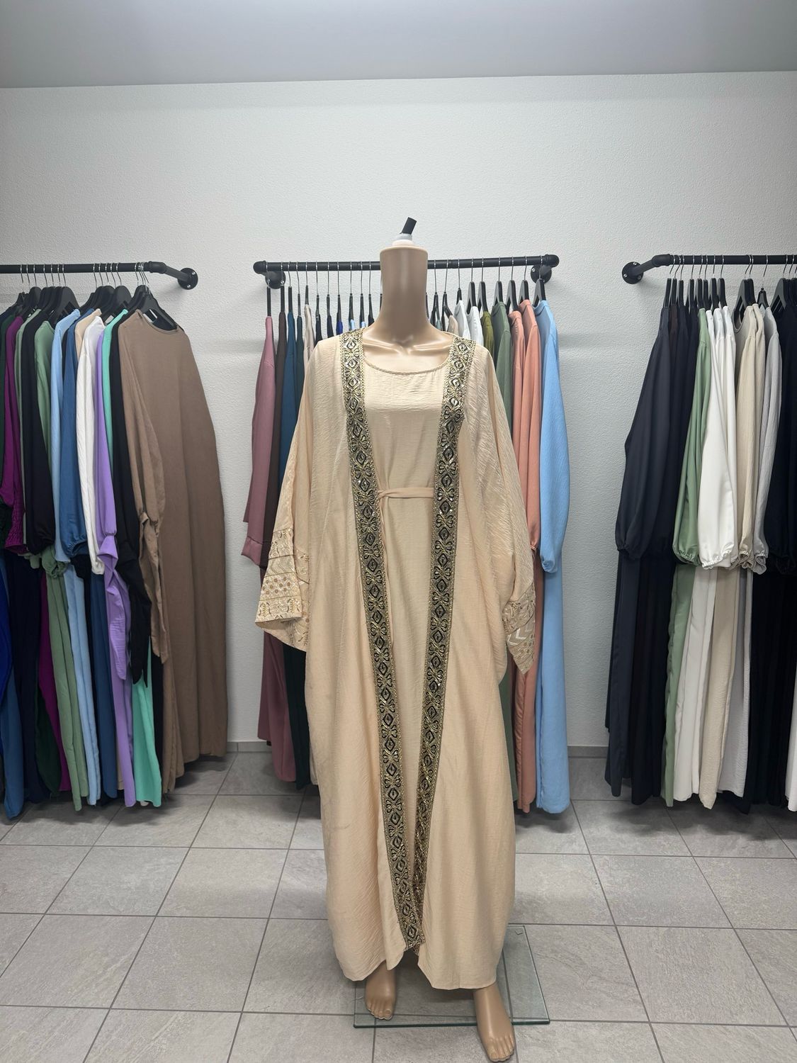 ZAHRA Abaya
