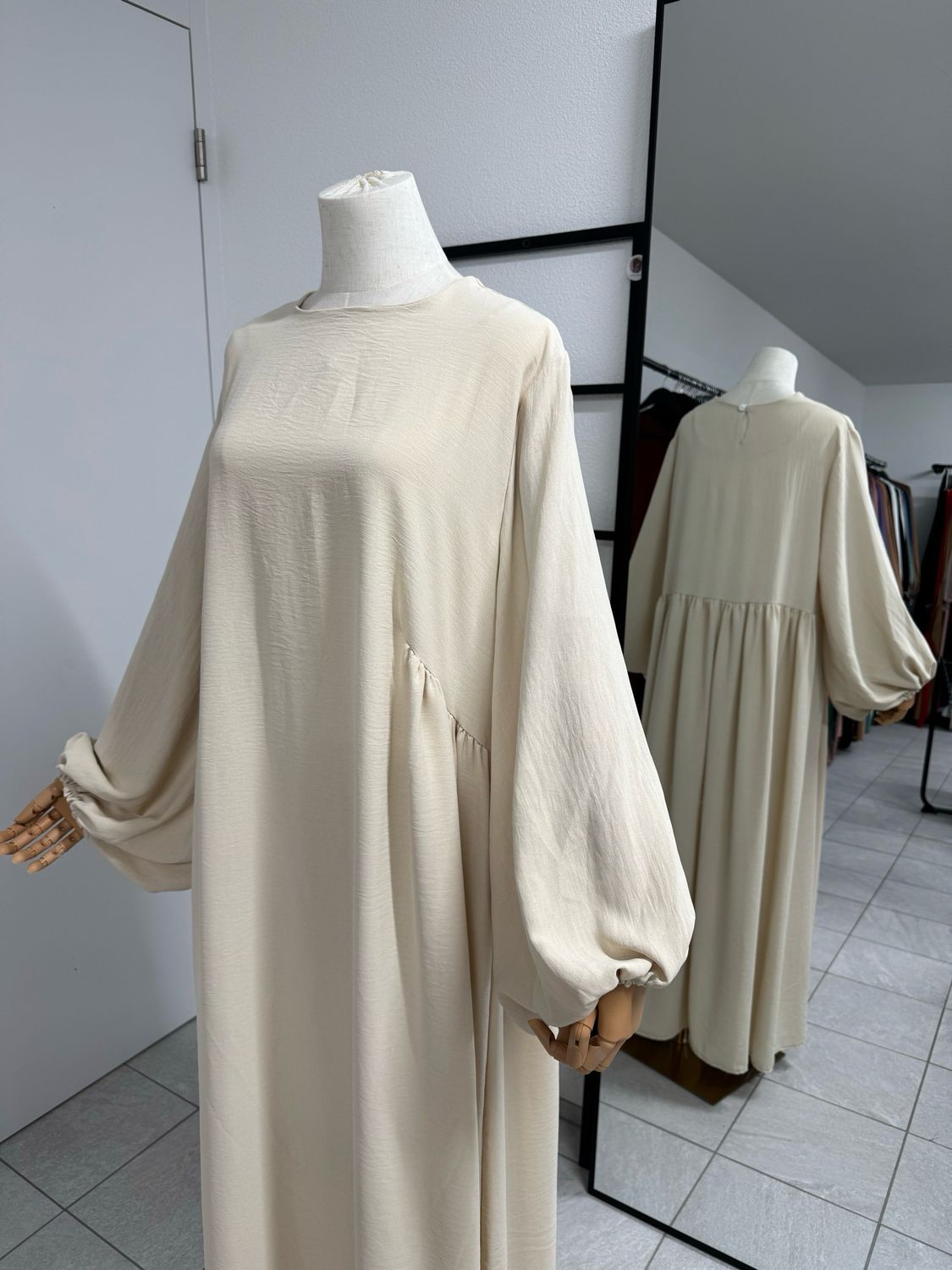 Abaya Al-Nada